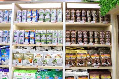 南國食品?？诿捞m機場特產(chǎn)直營店開業(yè)啦