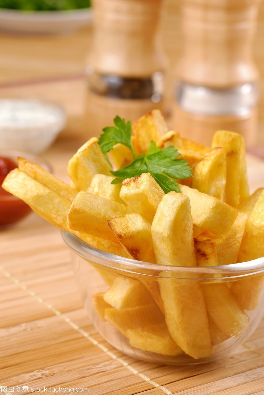 中飯,傳統(tǒng),傳統(tǒng)的,佳肴,便飯,喝水,土豆,垃圾,喝酒,午餐,午飯,地方菜,大盤(pán)子,卡路里,喝,小吃,喝飲料,浸,快速,沙司,浸入,快,混合器,炸薯?xiàng)l,特色食物,用餐者,番茄醬,番茄,盤(pán)子,紅,矮胖,紅色,美國(guó)人,菜,蔬菜,調(diào)料,近景,零食,西紅柿,馬鈴薯,醬,調(diào)味汁,餐,餐盤(pán),飯,美食,飲料,香料,肥胖,脂肪,胖